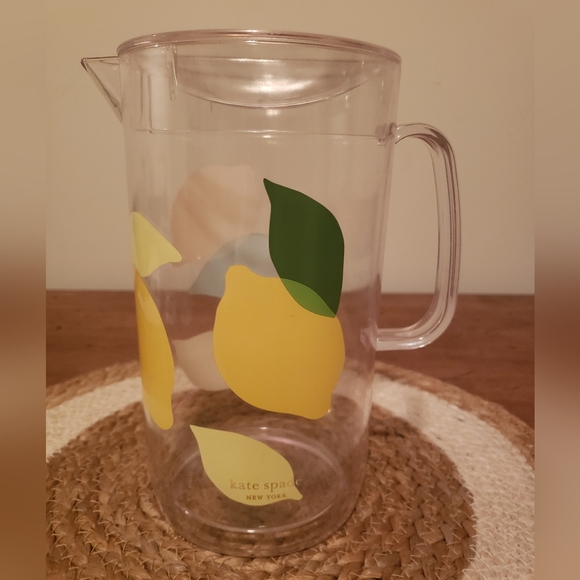 Kate Spade Lemon pitcher & 2 cups Bundle Lot - Picture 3 of 6